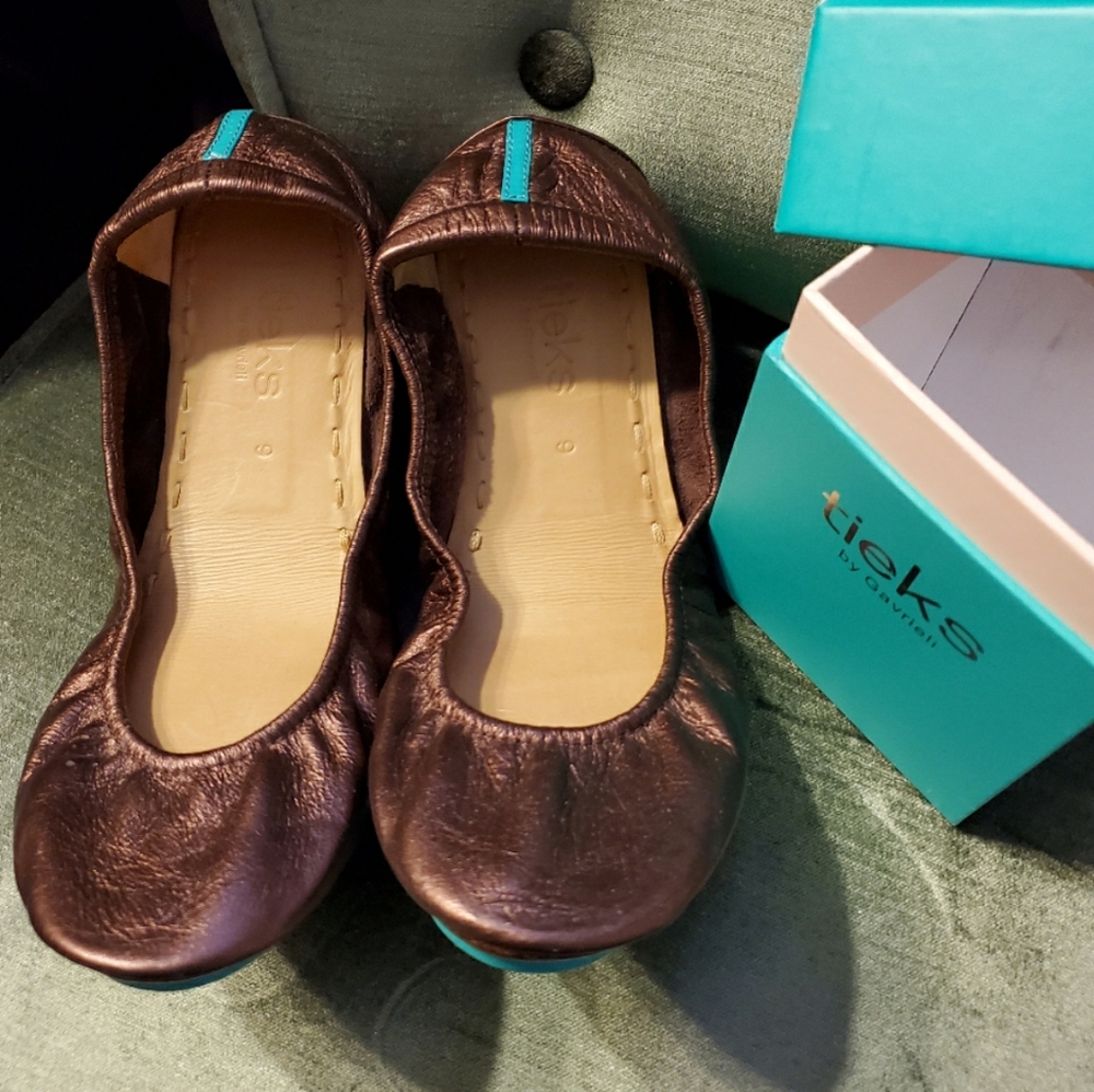 Tieks Raspberry Truffle Size 9, EUC